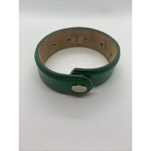 Men’s Green Leather Bracelet With Snap Closure 11” Round Fashionable No Markings
